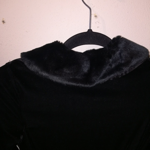 Girls dress - Picture 7 of 7